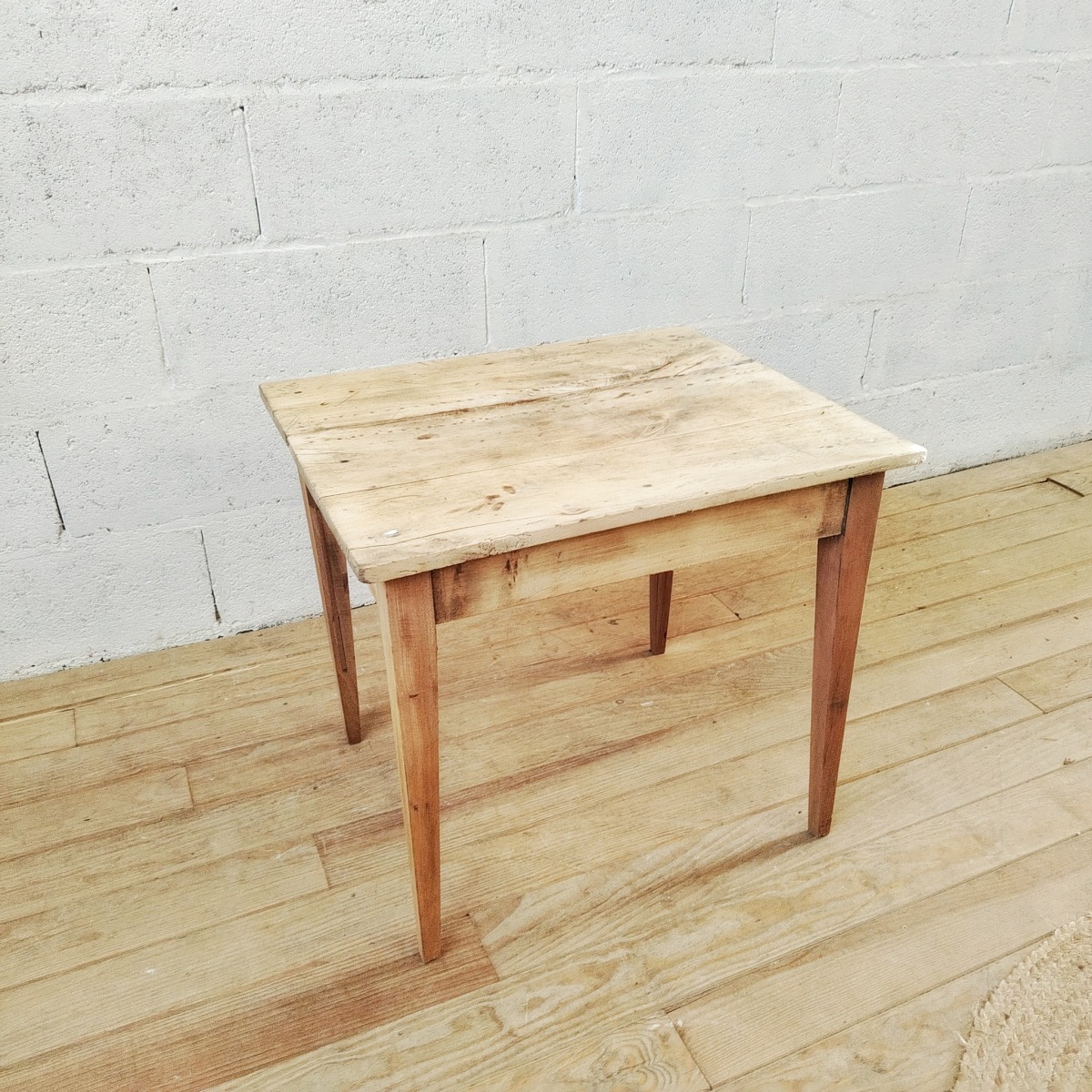 Table d'appoint - Bout de canapé – Image 3
