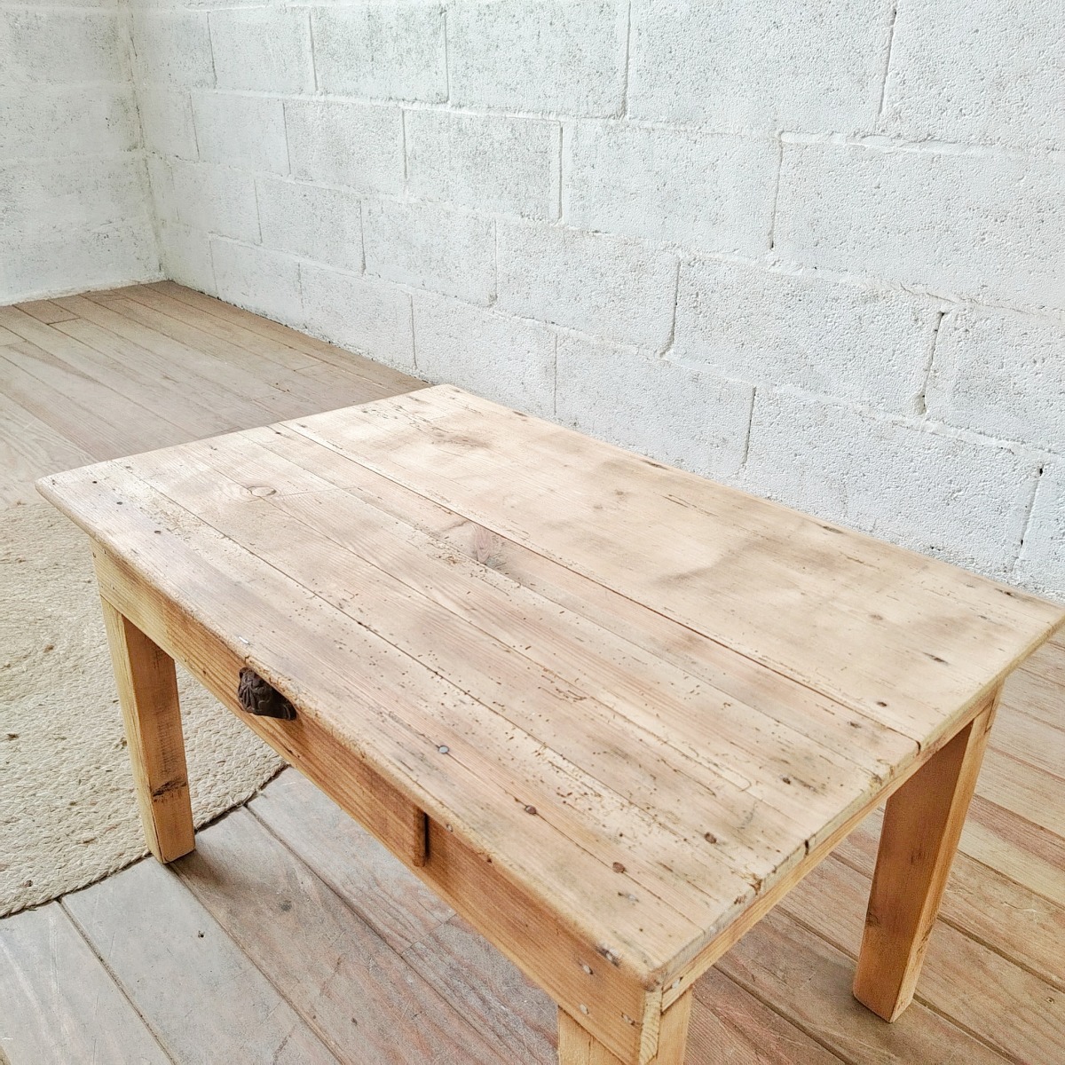 Table basse en bois naturel – Image 3