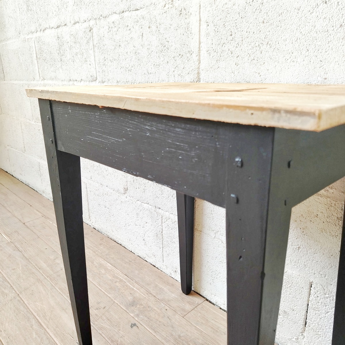 Table d'appoint - Bout de canapé Noir & Bois – Image 4