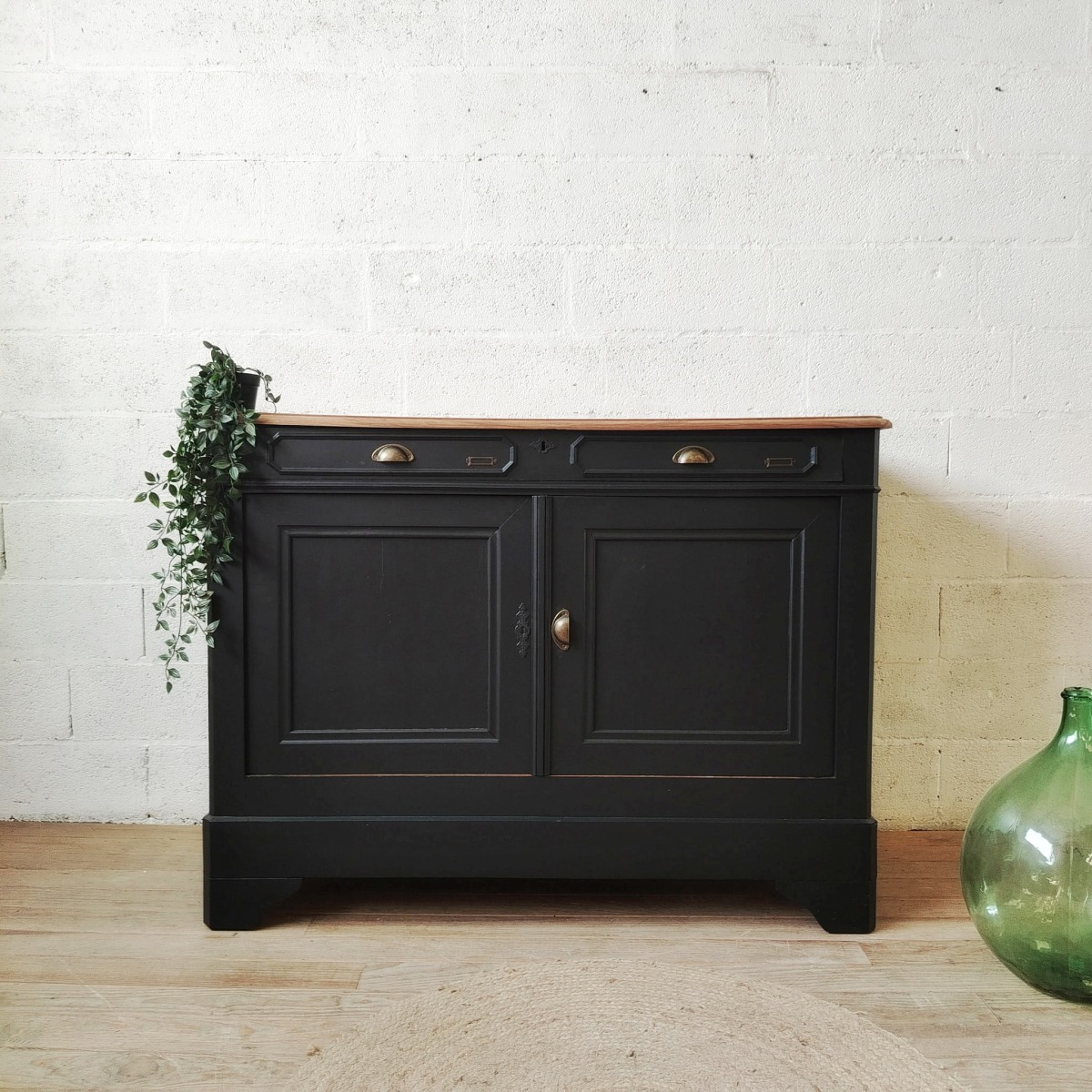 Buffet noir et bois