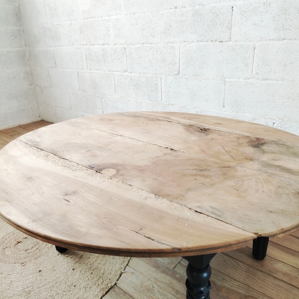 Table basse noire et bois – Image 2