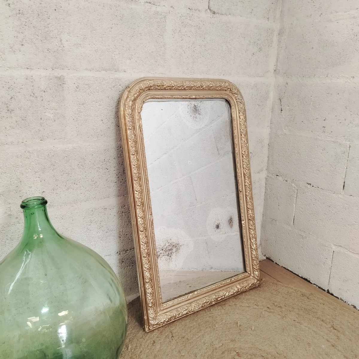 Miroir doré ancien