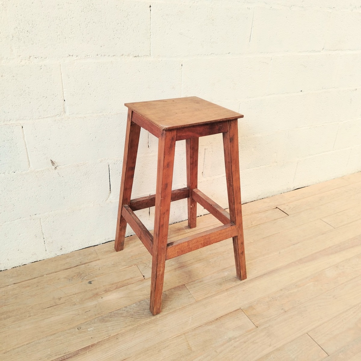 Tabouret Haut - Sellette Vintage – Image 2