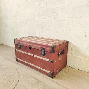 Malle de voyage ancienne