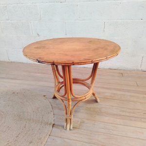 Table basse en rotin