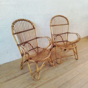Paire de fauteuils en rotin