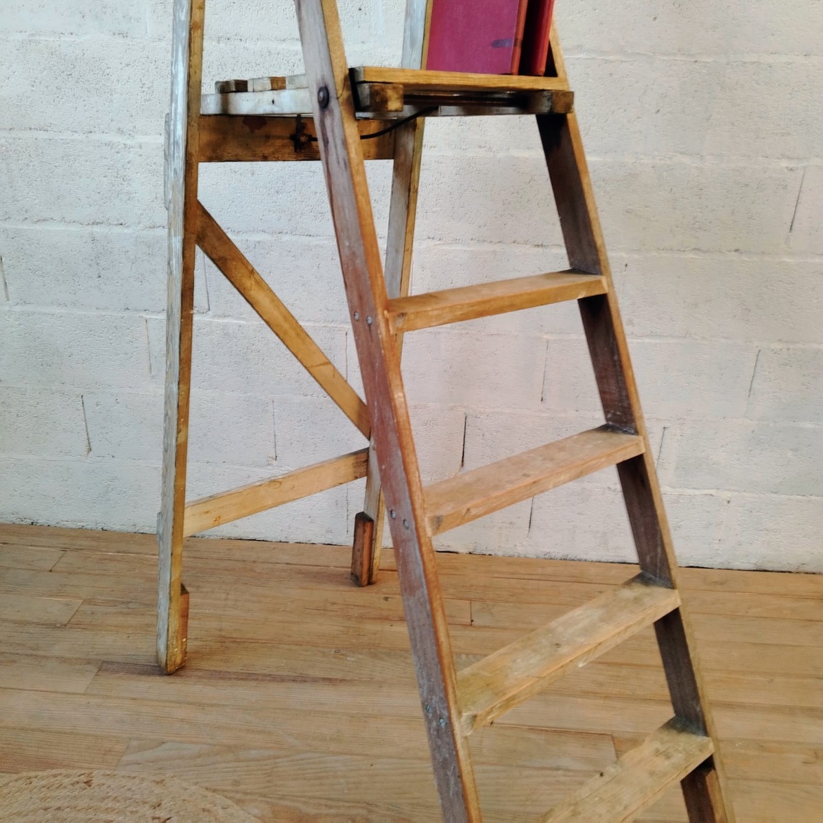 Escabeau de peintre ancien – Image 4