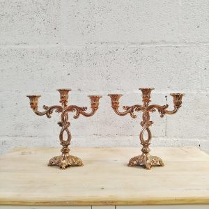 Paire de chandeliers anciens