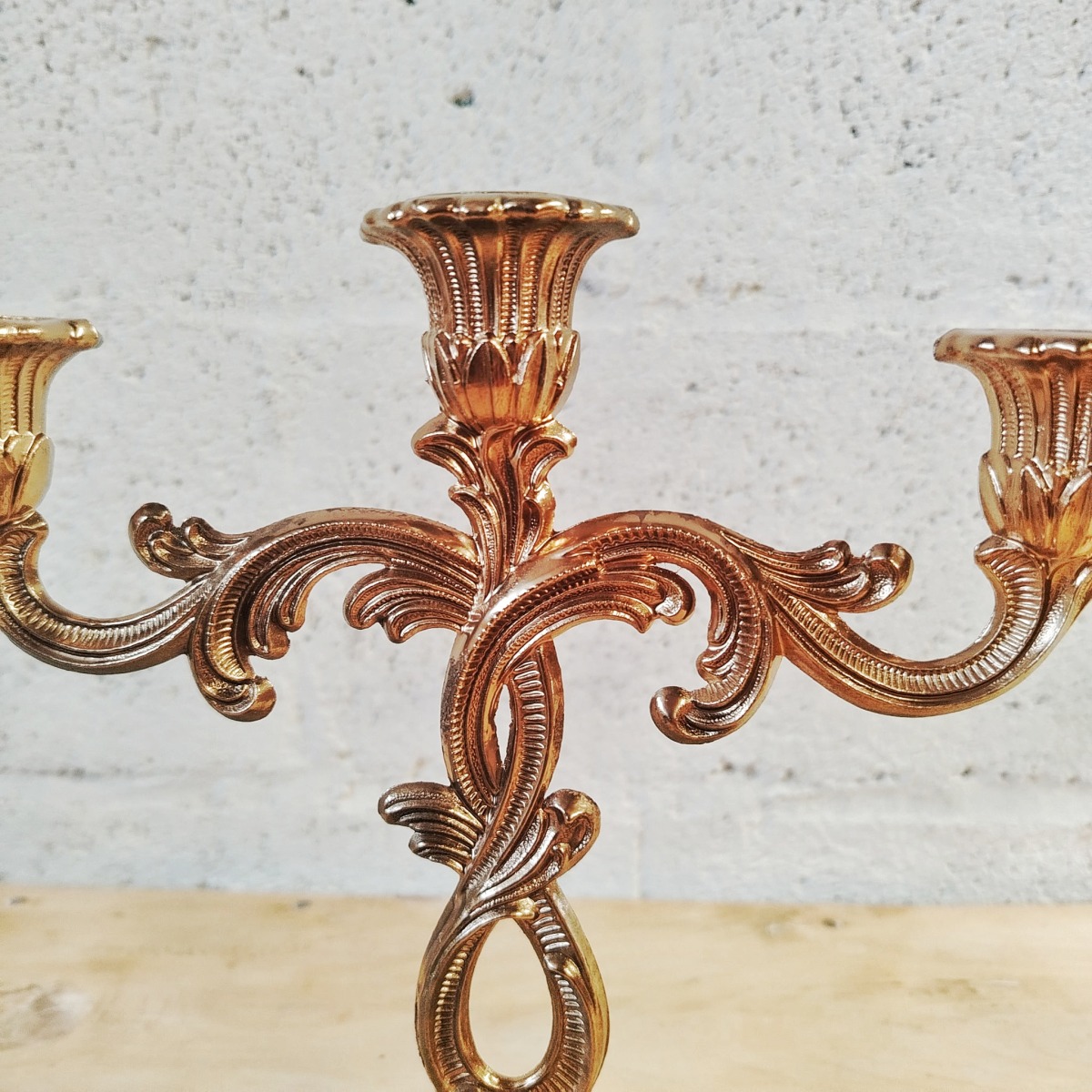 Paire de chandeliers anciens – Image 4