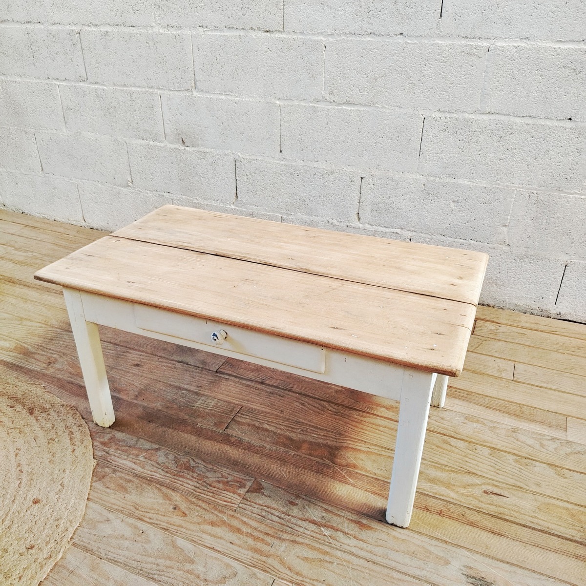 Table basse patinée – Image 2